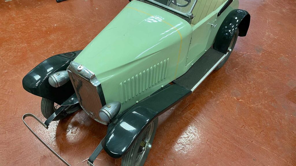1930s A ‘Vauxhall’ Child’s Pedal Car by Lines Brothers