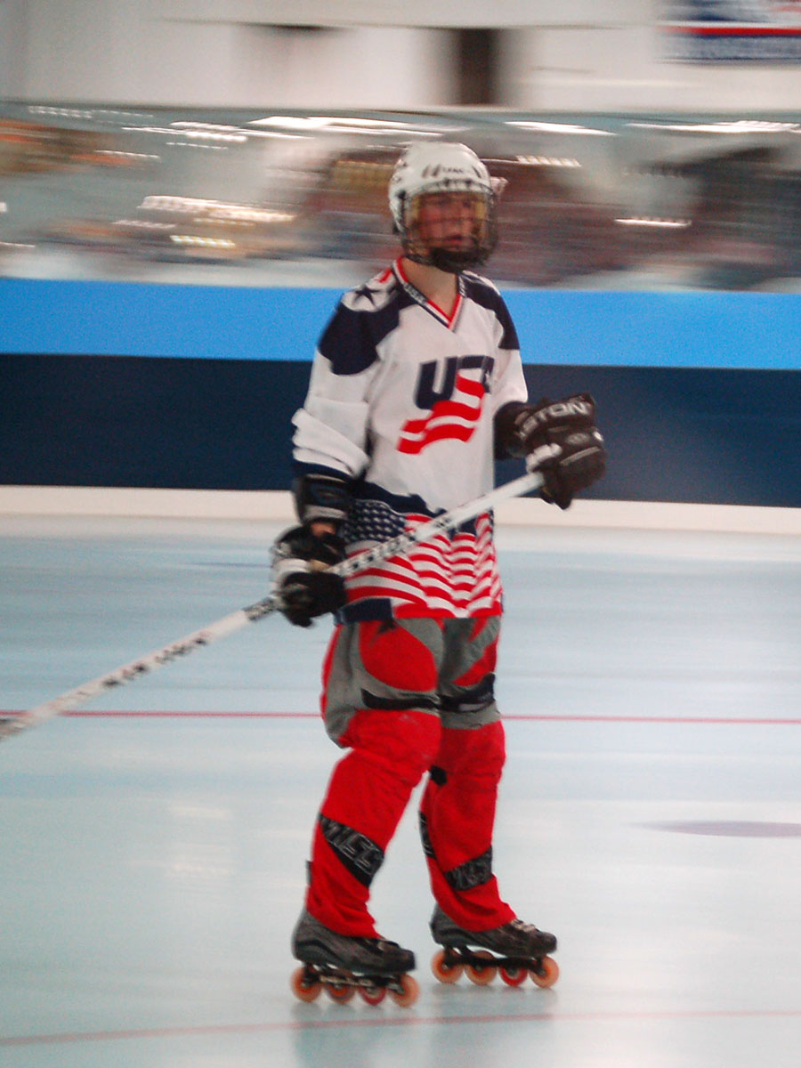 5 Factors To Consider While Buying Roller Hockey Skates