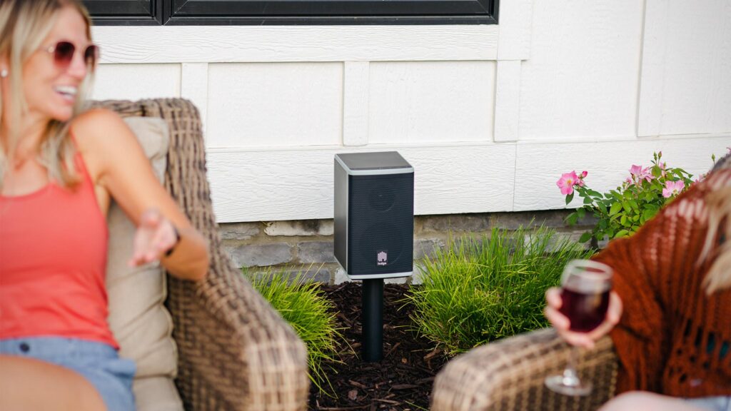 Lodge Solar Powered Speakers Kickstarter