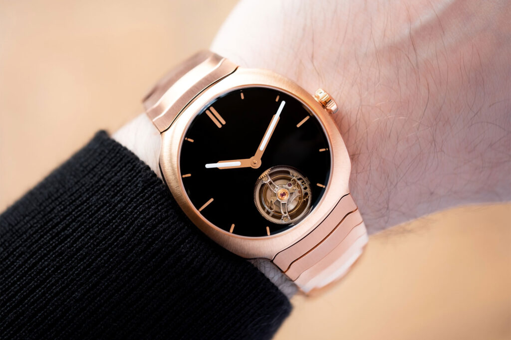 H. Moser & Cie Introduced New Streamliner Tourbillon With A Dial Treated With Vantablack