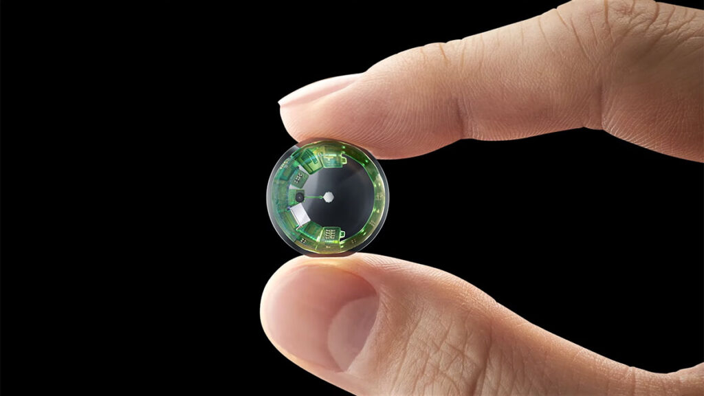 Mojo Vision CEO Wears Smart Contact Lens