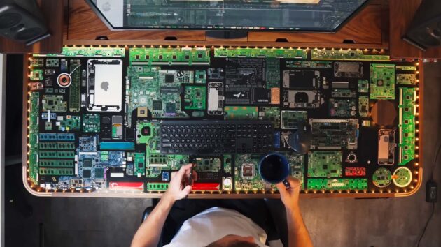 A Custom Table Top With Circuit Boards Sealed In Resin Is The Geekiest ...