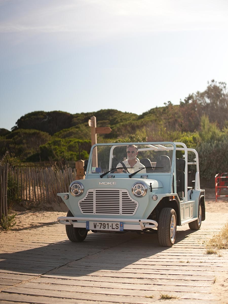 Moke Californian Electric Vehicle U.S.A.