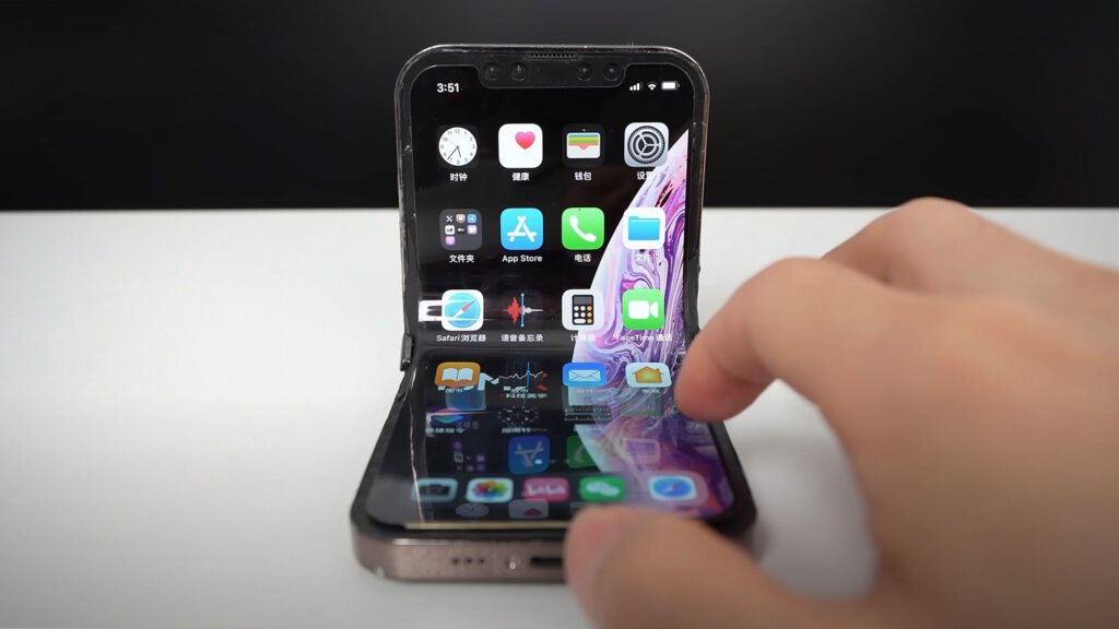 Unofficial iPhone Folding Phone by KJMX