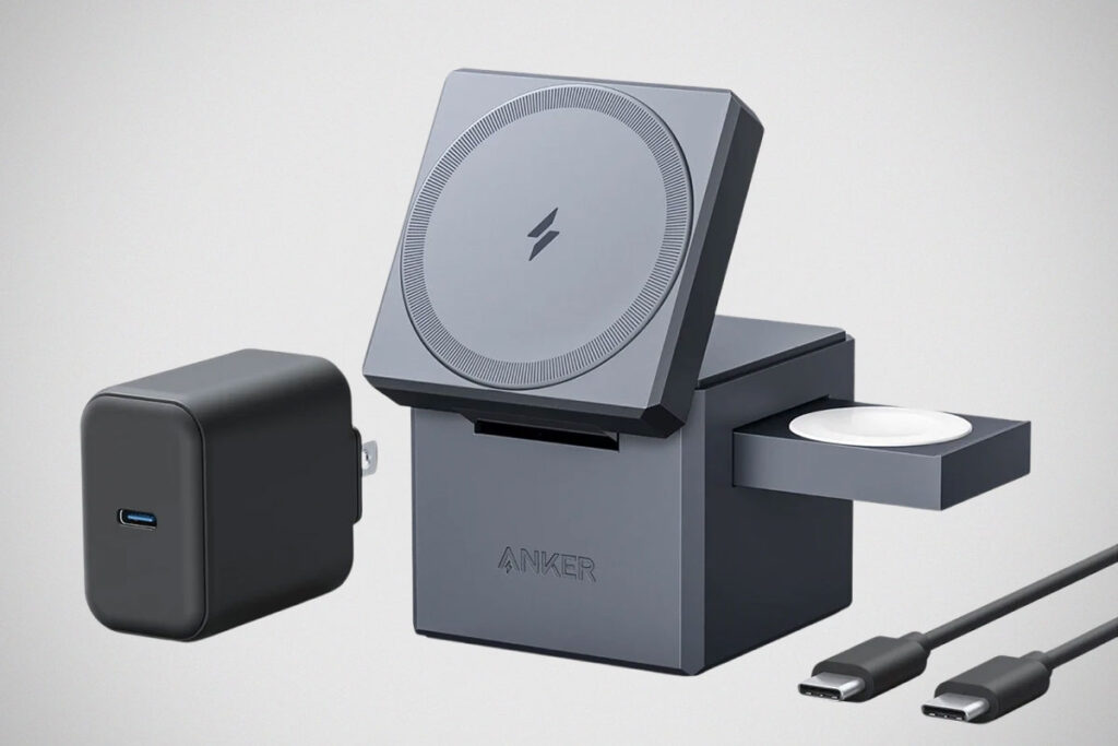 Anker 3-in-1 Cube with MagSafe Charging Device