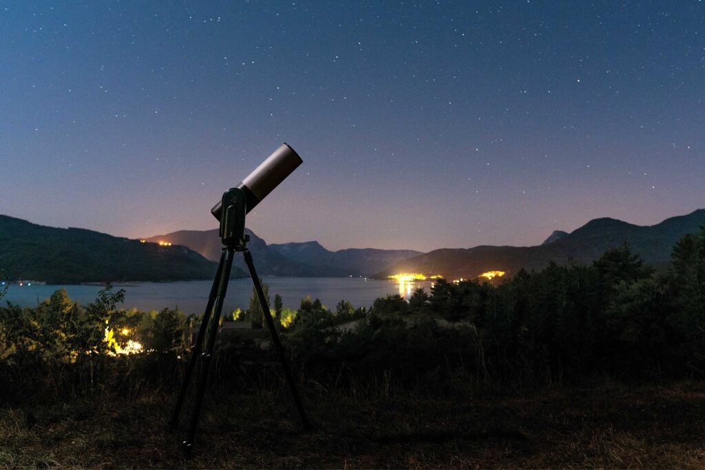 Unistellar eQuinox 2 Smart Telescope Makes Stargazing From Light