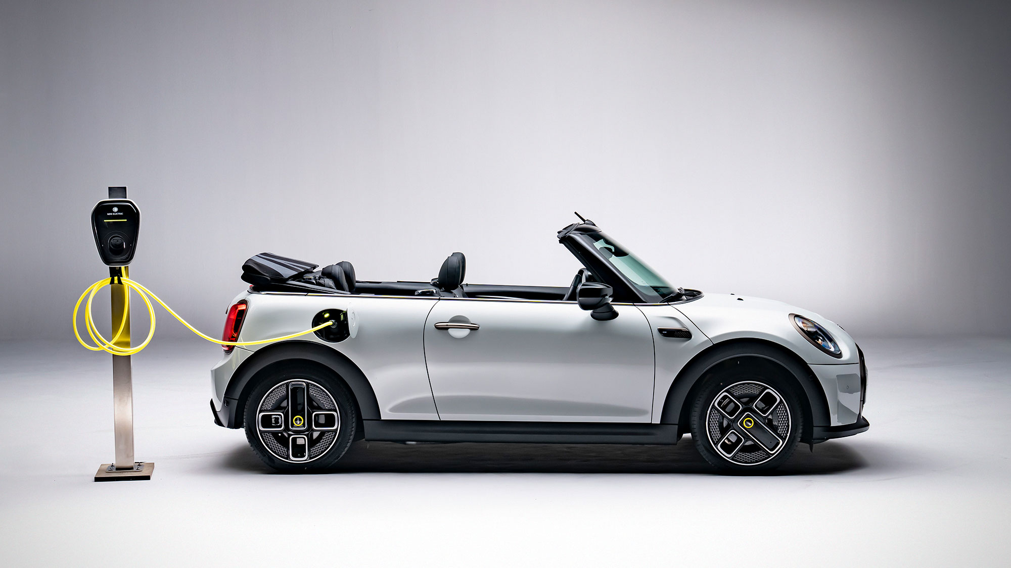 All-electric MINI Cooper SE Convertible