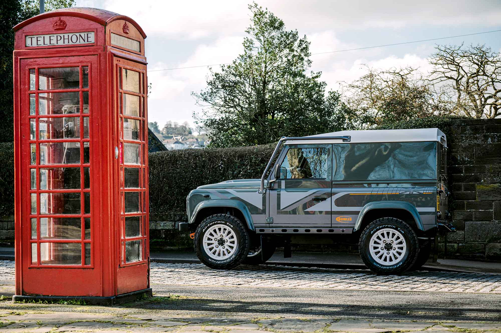 Bowler Defender 100th Edition 90 Vehicle