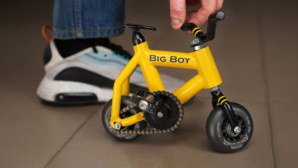 The Smallest Fully Functional Bicycle by The Q