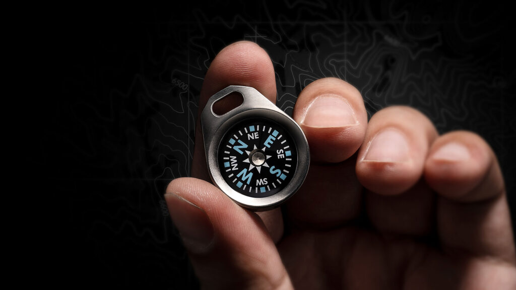 Path-22 Interchangeable Coin-sized Compass