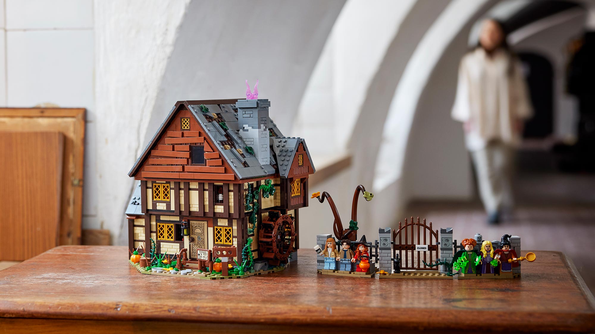 LEGO Ideas Disney Hocus Pocus: The Sanderson Sisters’ Cottage (21341)