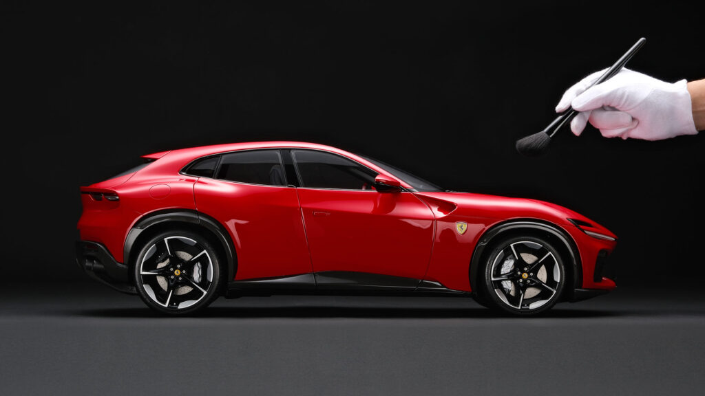 Amalgam Collection 1:8 Scale Replica of Ferrari Purosangue