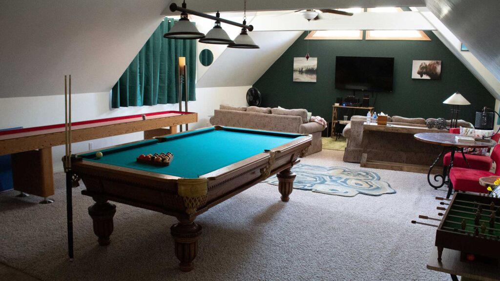 Three Ideas For A Visitor-Friendly Home Game Room