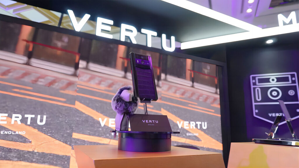 METAVERTU 2 Web3 Phone by Vertu