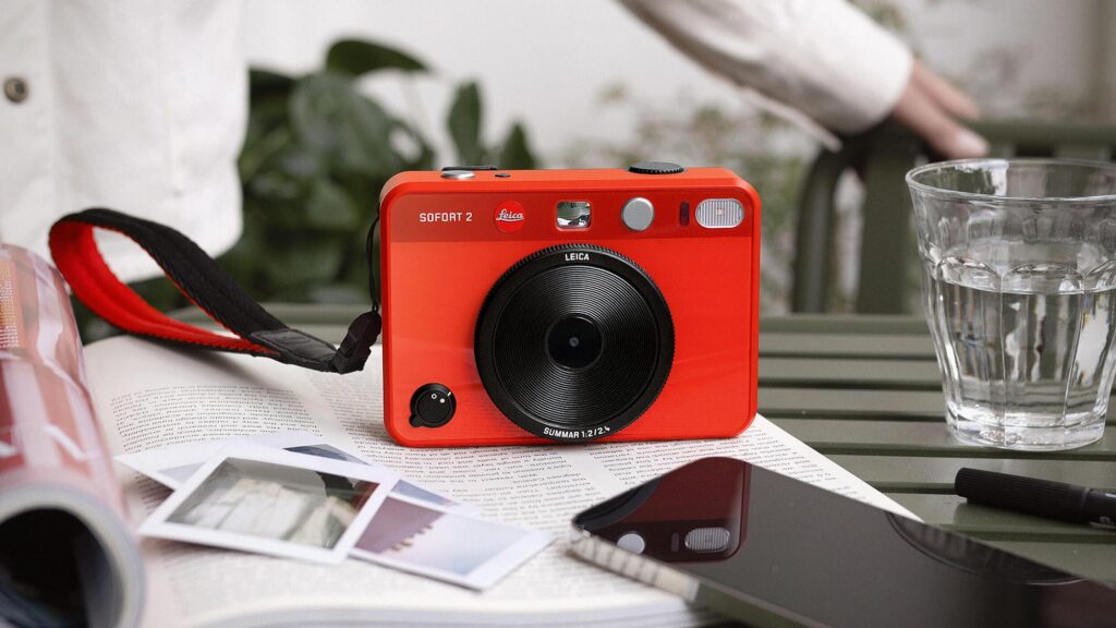Leica SOFORT 2 Hybrid Instant Camera