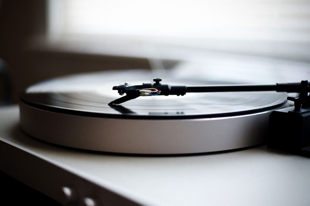 Keep These Things In Mind When Purchasing A Vinyl Record