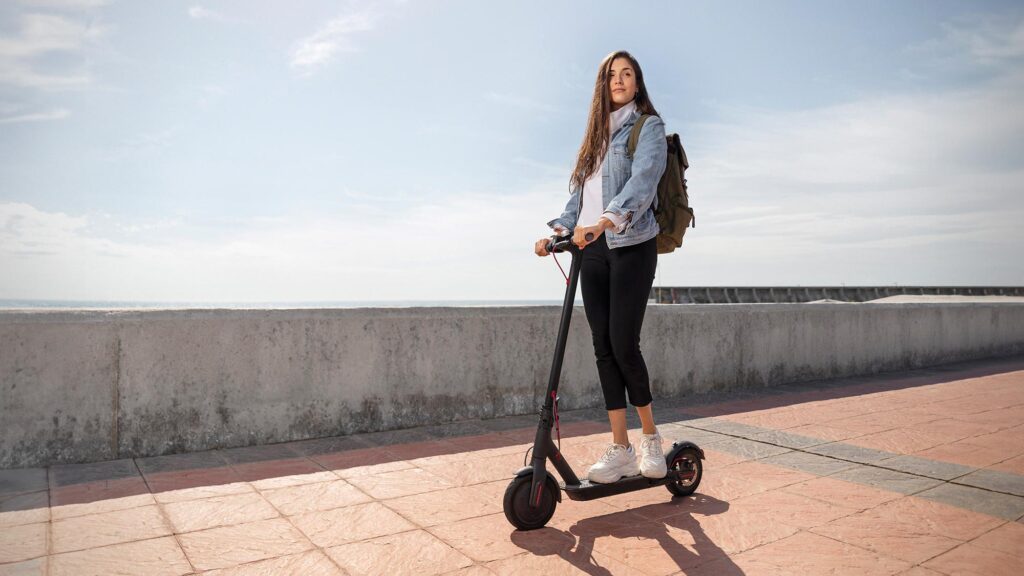 Pros And Cons Of Using An Electric Scooter To Commute To College