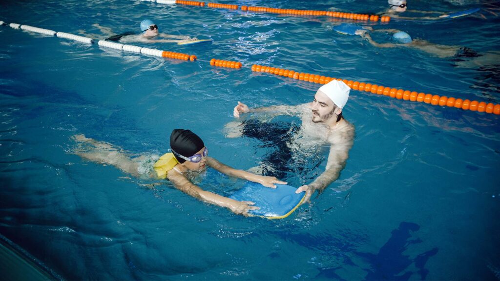 6 Surprising Benefits of Regular Swimming Lessons