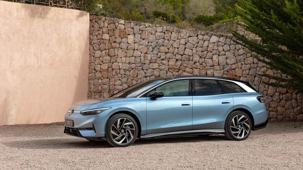 Volkswagen ID.7 Tourer Electric Station Wagon