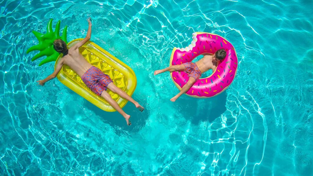6 Additions To Your Swimming Pool You Need To Purchase