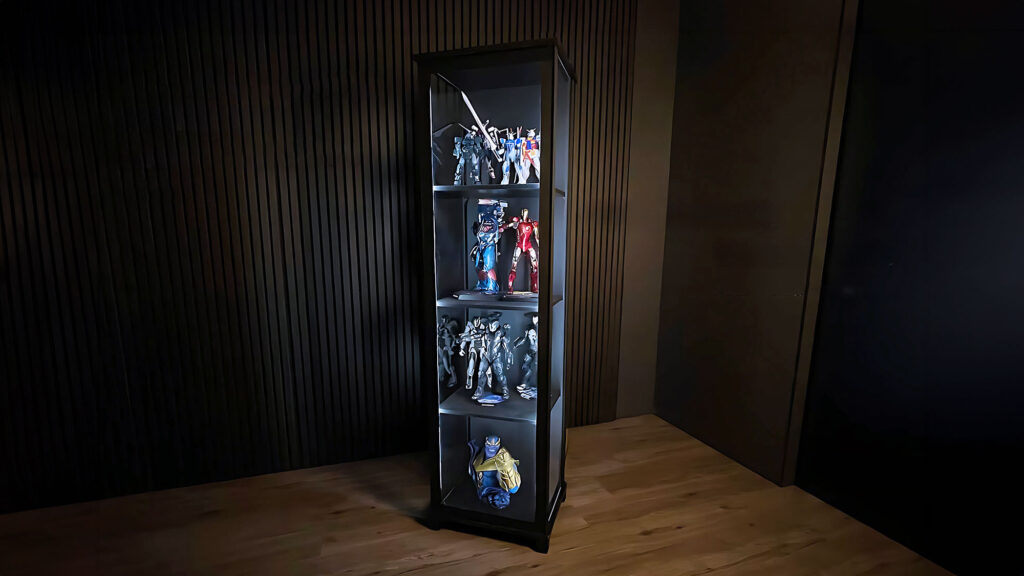 MONO Toys and Collectibles Display Cabinet by Moduspace