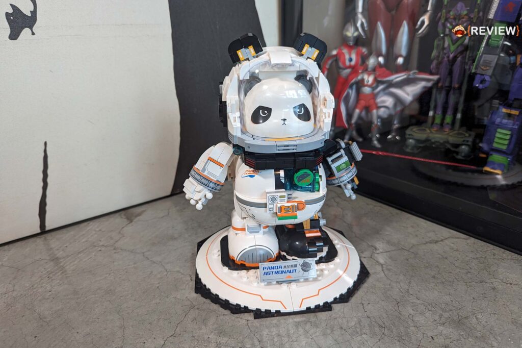 Wekki-Space-Astronaut-Panda-