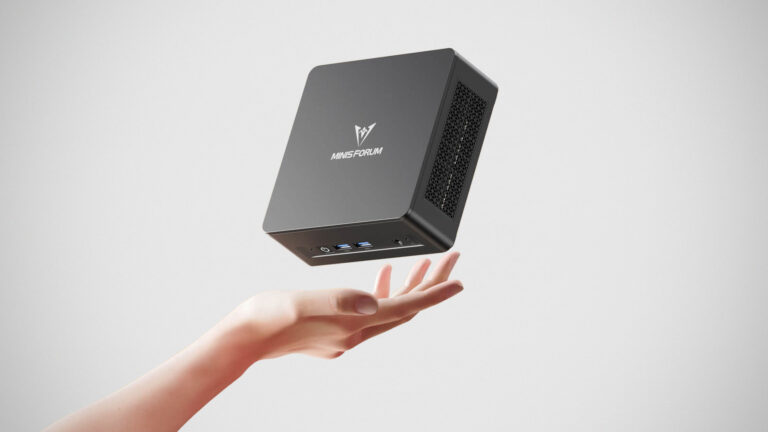 MINISFORUM Mini PC UM870 Slim, AMD Ryzen 7 8745H CPU 8C/16T up to 4.9GHz, 32GB DDR5 RAM/1TB PCIe4.0 SSD, AMD Radeon 780M Graphics, HDMI/USB 4/DP, RJ45 2.5G, WiFi, BT