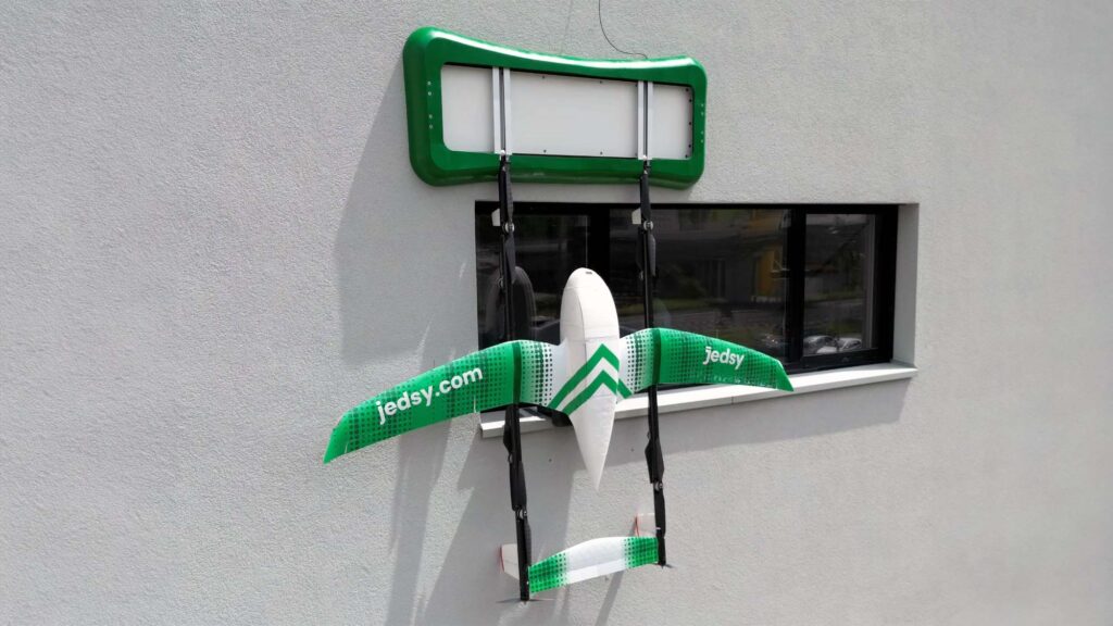 Jedsy Drone Delivery System with Docking System