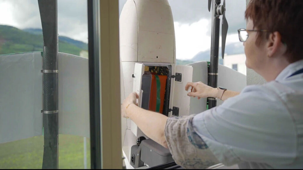 Jedsy Drone Delivery System with Docking System