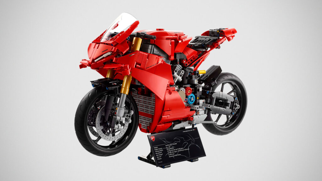 LEGO Technic Ducati Panigale V4 S (42202)