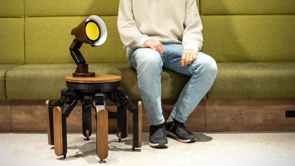 Jizai Mi-Mo Customziable General Purpose AI Robot