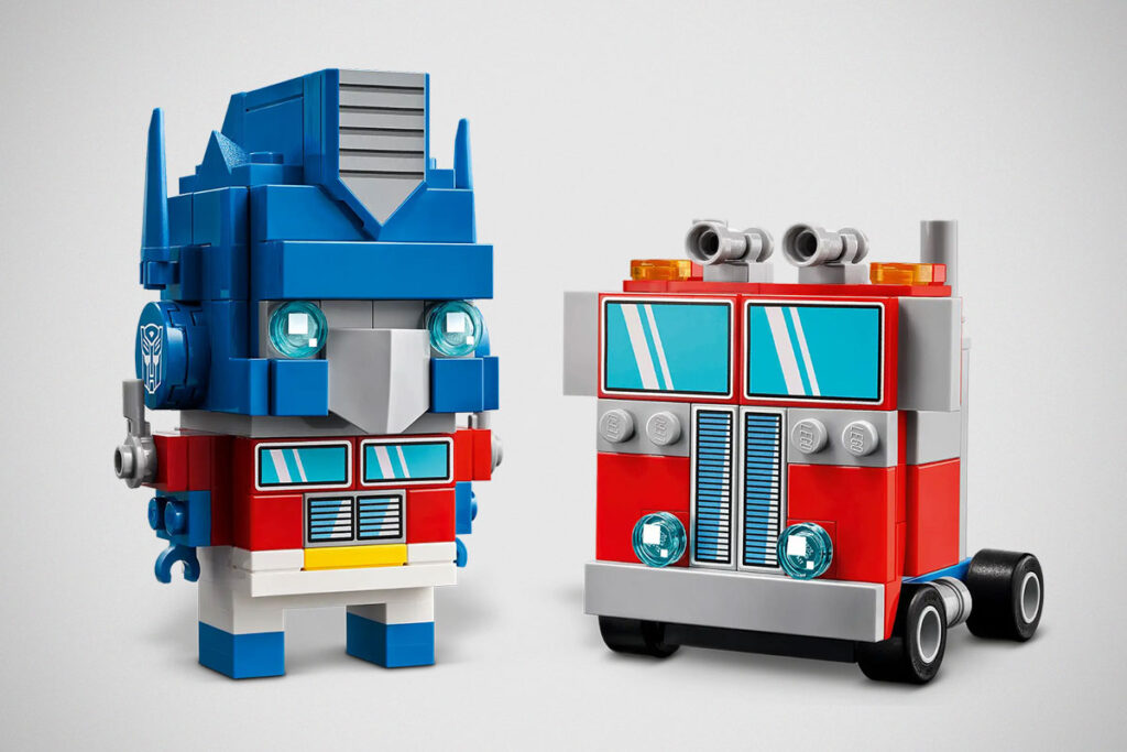 LEGO BrickHeadz Optimus Prime Robot & Vehicle (40803)