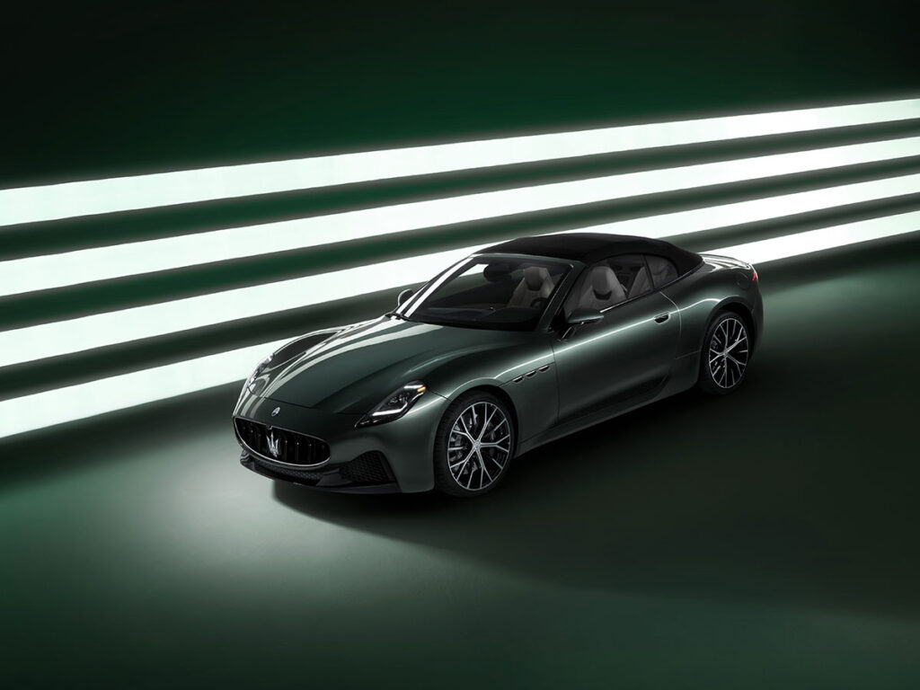 Maserati GranCabrio 490