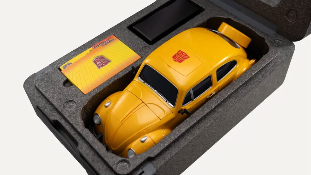 Robosen G1 Bumble Auto-converting Robot Toy