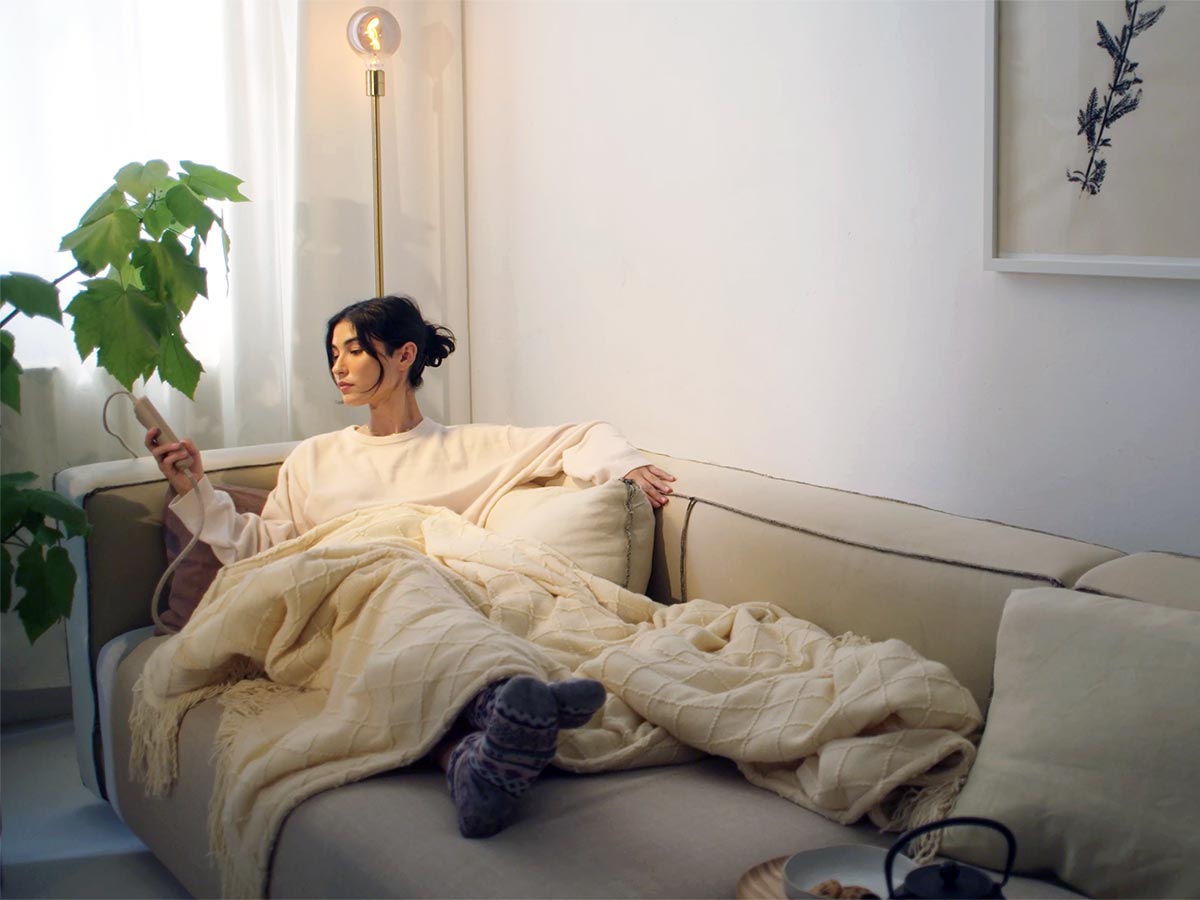 BOHEM Heated Sofa Blanket