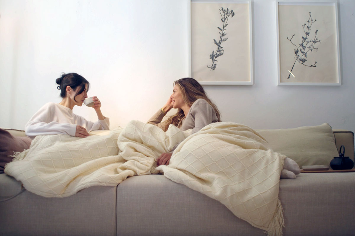 BOHEM Heated Sofa Blanket