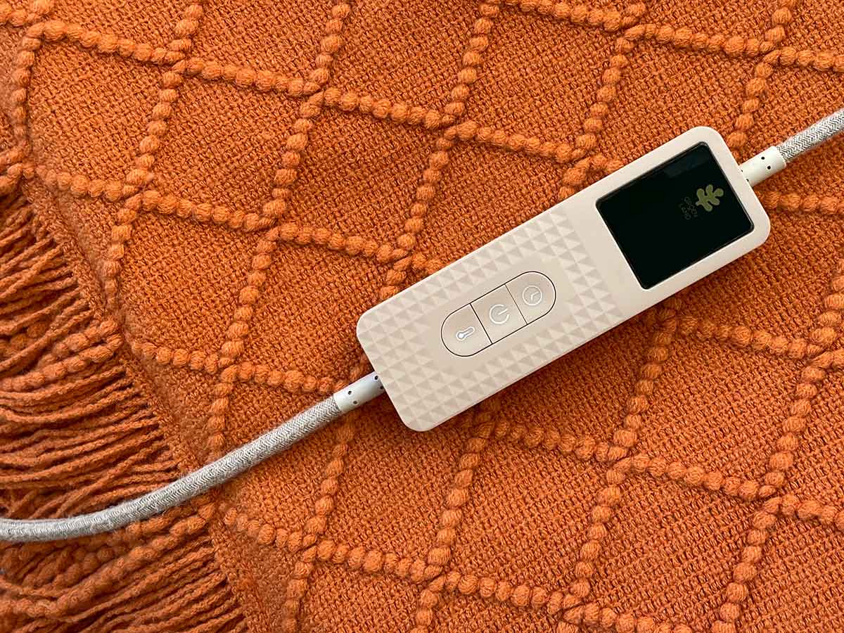 BOHEM Heated Sofa Blanket