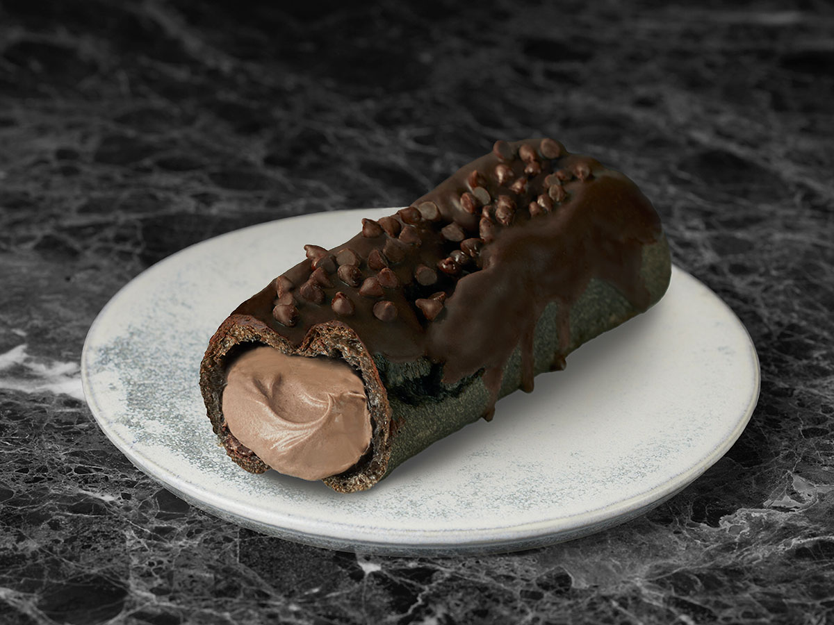 Monteur Godzilla-inspired Sweet Treats