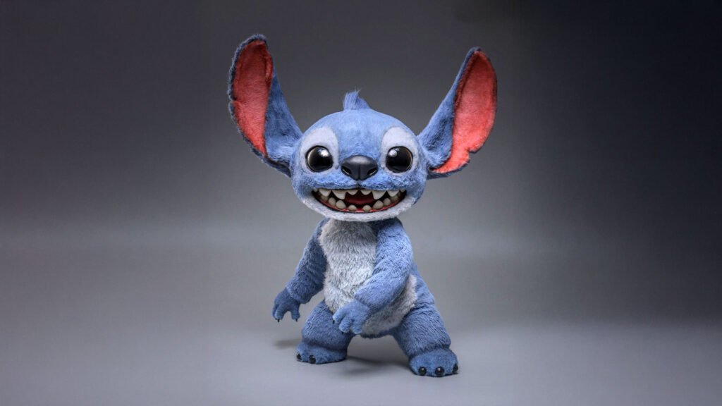 Hot Toys Lilo & Stitch Stitch Collectible Figure