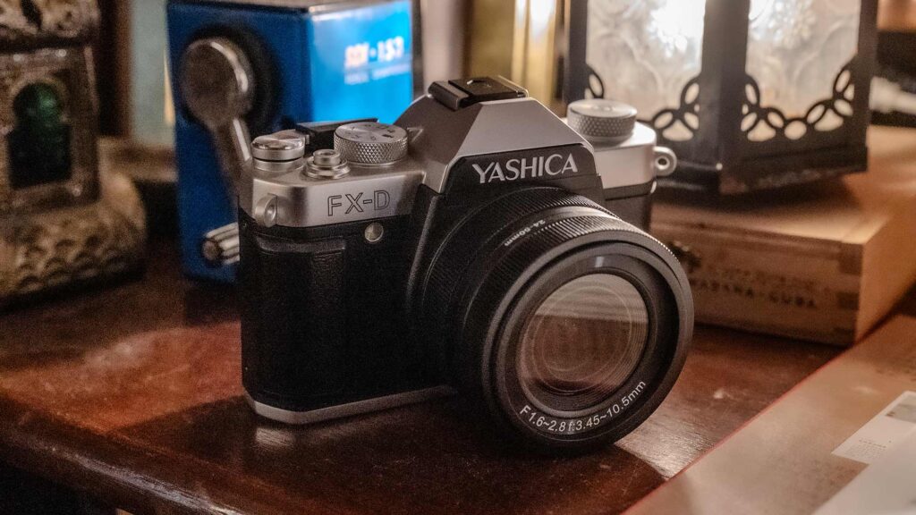 YASHICA FX-D Digital Film Simulation Camera