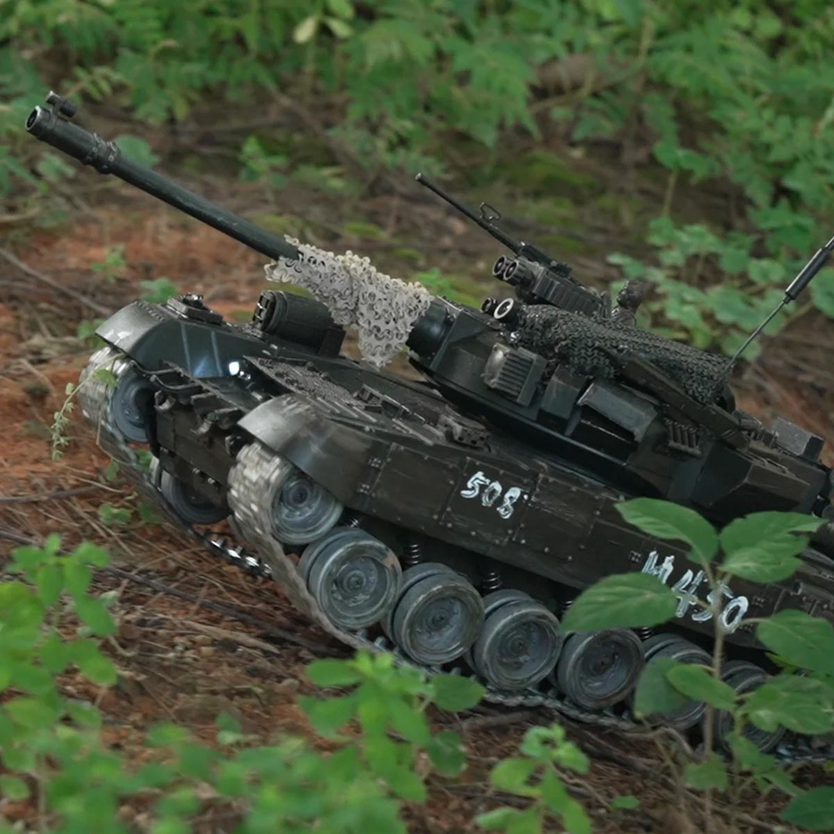 Iron Vanguard 1:19 Scale Alloy RC Tank
