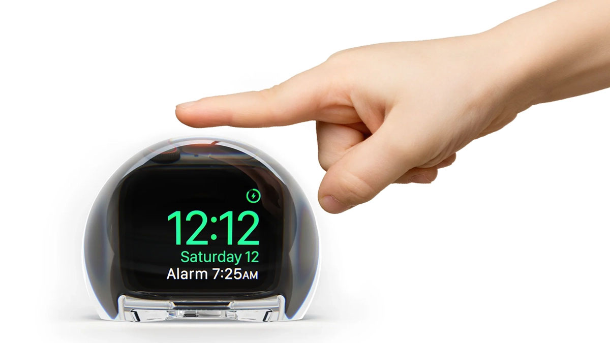 NightWatch Magnifying Clock Dock for Apple Watch