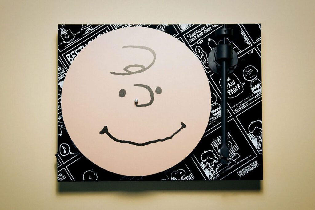 Pro-Ject Peanuts Turntable Ltd Special Edition
