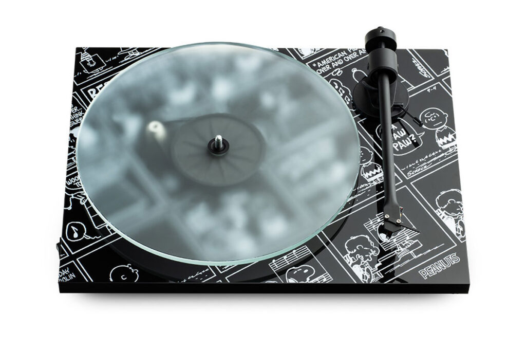 Pro-Ject Peanuts Turntable Ltd Special Edition