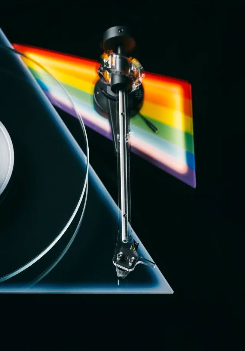 Pro-Ject The Dark Side of the Moon Turntable