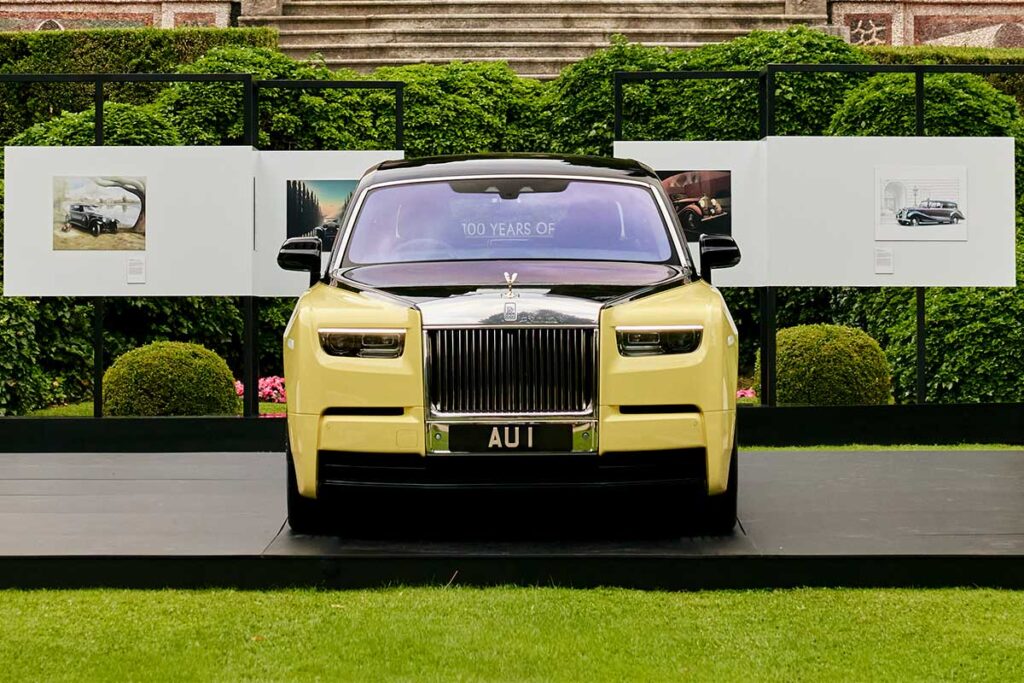Rolls-Royce Phantom Goldfinger Luxury Sedan