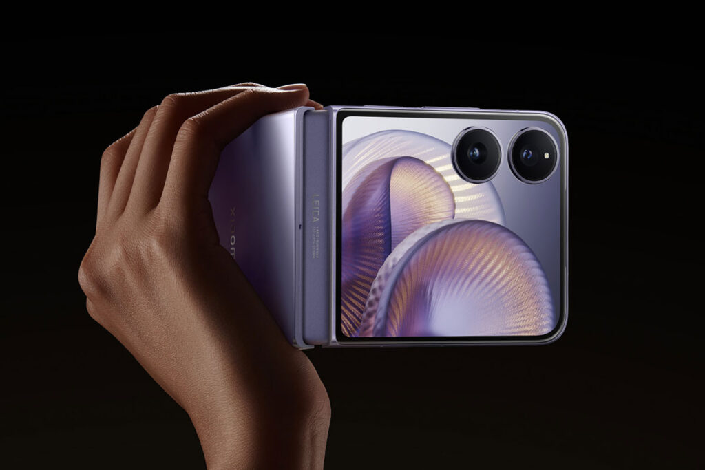 Xiaomi MIX Flip 2 Folding Phone