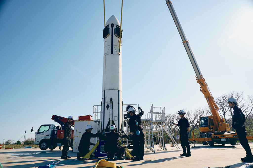 Honda Launched and Landed Reusable Rocket