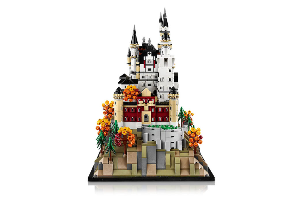 LEGO Architecture Neuschwanstein Castle (21063)