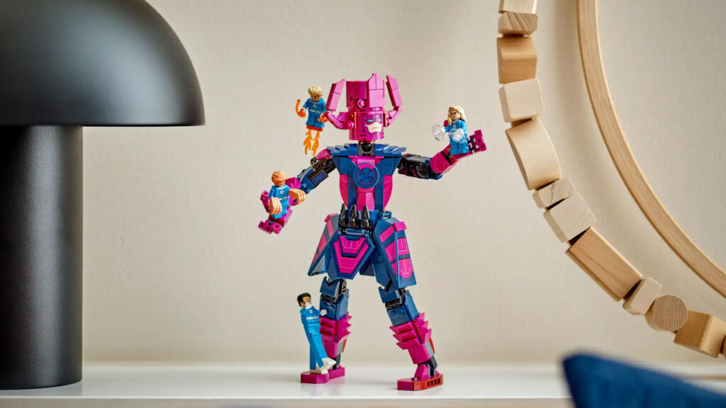 LEGO Marvel Fantastic Four vs. Galactus Construction Figure (76316)